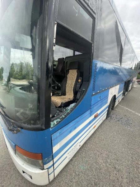 Окупанти атакували дронами авто поліції та автобус з пасажирами у Куп'янську (фото)