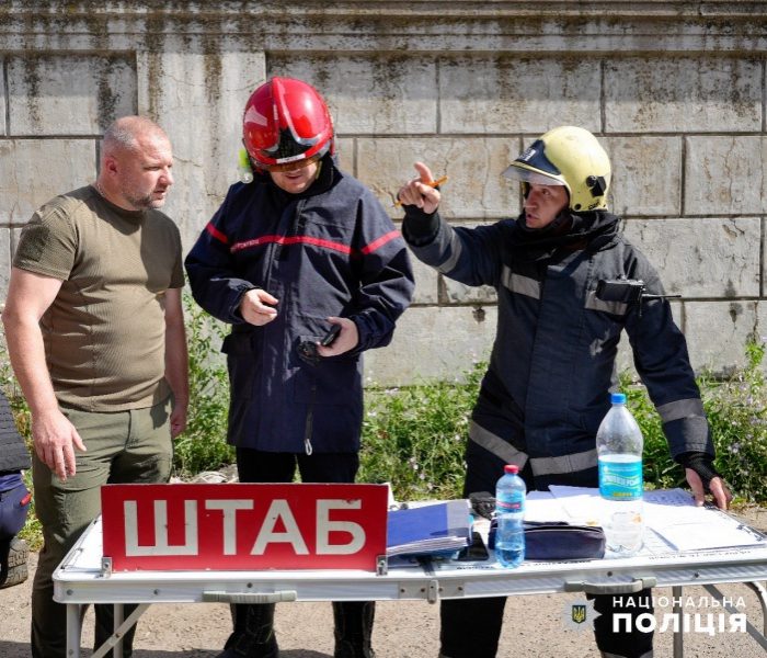 Ракетний обстріл Одеси: росіяни запустили дві ракети "Іскандер-К", одну вдалось збити 2 Ракетний обстріл Одеси: росіяни запустили дві ракети "Іскандер-К", одну вдалось збити