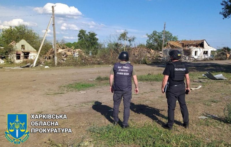 РФ завдала авіаударів по двом селам в Харківській області, є жертва і пошкоджені будинки 2 РФ завдала авіаударів по двом селам в Харківській області, є жертва і пошкоджені будинки