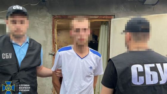 В Днепре задержали поджигателей автомобиля военных 1 v dnepre zaderzhali podzhigatelej avtomobilja voennyh fdf650c scaled China Way