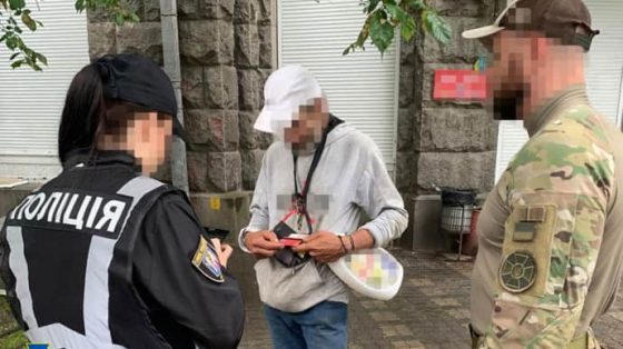 В Киеве проводят мероприятия по безопасности: проверяют документы, осматривают авто и офисы − СБУ 8 v kieve provodjat meroprijatija po bezopasnosti proverjajut dokumenty osmatrivajut avto i ofisy minus sbunbsp f9c234b scaled China Way