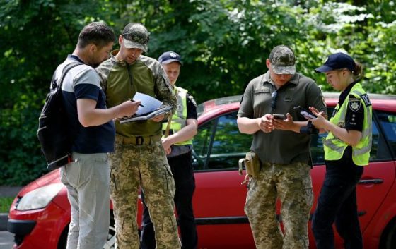 zaprosili u salon avtivki v tck prokomentuvali konflikt z cholovikom u lvovi 3091c11 scaled China Way