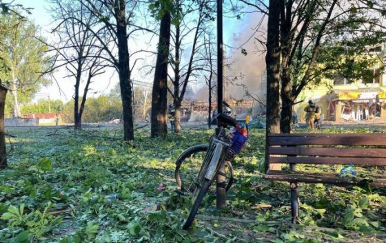 Зеленський після удару РФ по Вільнянську закликав Захід не затягувати з допомогою 12 zelenskij pislja udaru rf po vilnjansku zaklikav zahid ne zatjaguvati z dopomogoju 08f0566 scaled China Way