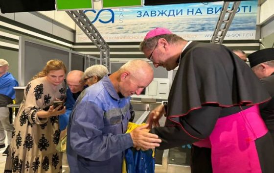 zelenskij pokazav foto zvilnenih z polonu 10 ukrayinciv 42dcf9c scaled China Way