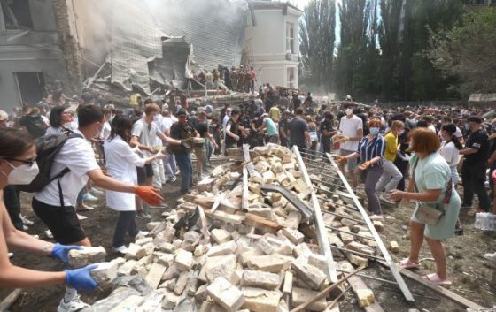 fond ahmetova nadast dopomogu likarni ohmatdit e1fb38f scaled China Way