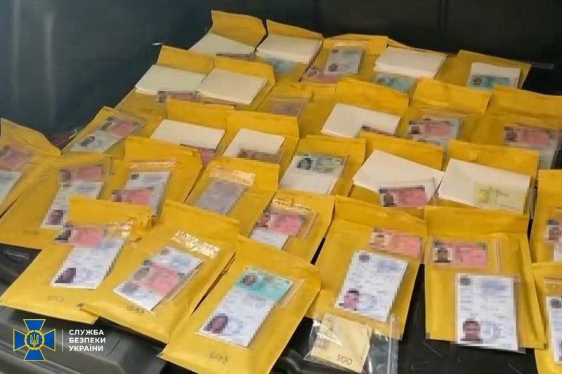 Готували підпал торгових центрів у ЄС: українські правоохоронці знешкодили групу ФСБ