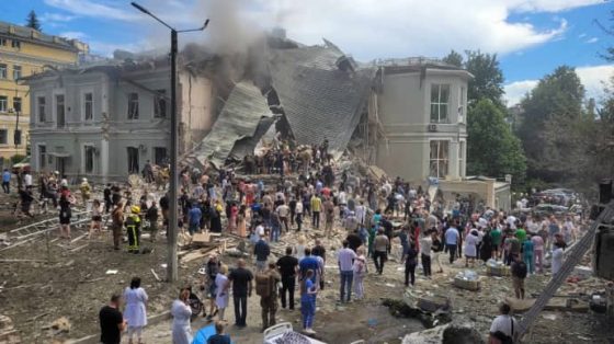 Количество погибших из-за ракетного удара россиян по Киеву возросло до 20 1 kolichestvo pogibshih iz za raketnogo udara rossijan po kievu vozroslo do 20 426466c scaled China Way
