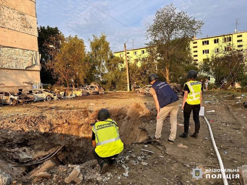 Обстріл Чугуєва: кількість поранених зросла до 9, серед них - підліток (фото) 9 Обстріл Чугуєва: кількість поранених зросла до 9, серед них - підліток (фото)