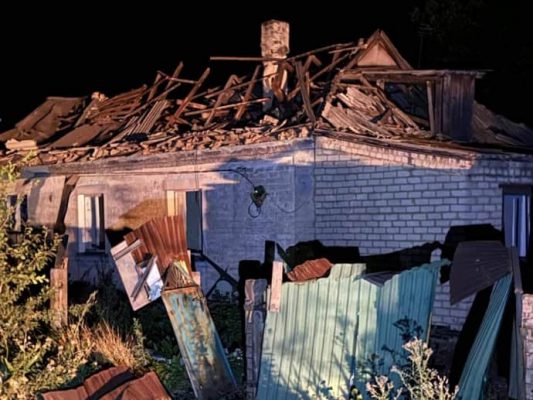 Оккупанты сбросили авиабомбу на Цукурино в Донецкой области: 6 раненых  