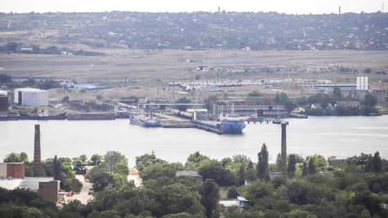 razvedka britanii udar po paromu v portu kavkaz zastavit rf vezti toplivo cherez kerchenskij most f3943e7 scaled China Way