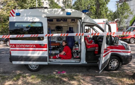 rosijani atakuvali bagatopoverhivku u hersoni poraneno ljudej sered nih pidlitok video 1152575 scaled China Way