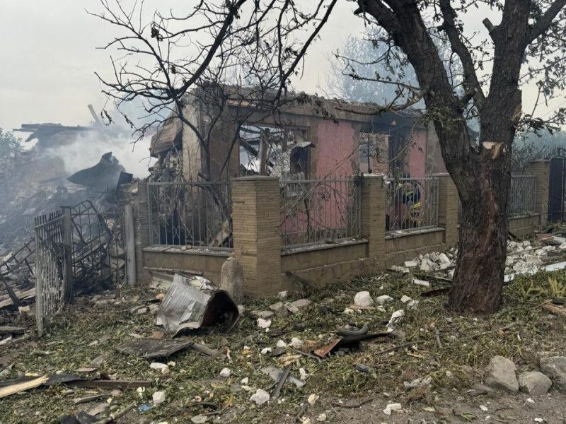 Росіяни скинули два КАБи на підприємства в Селидовому: є загиблі та поранені