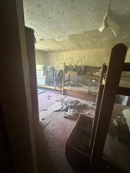 Росіяни вдарили дроном по будинку сімейного типу у Дніпропетровській області, є постраждалі