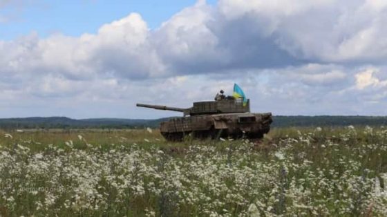 Россияне потеряли еще более 1300 воинов и полсотни артсистем 4 rossijane poterjali eshhe bolee 1300 voinov i polsotni artsistem 01142ff scaled China Way