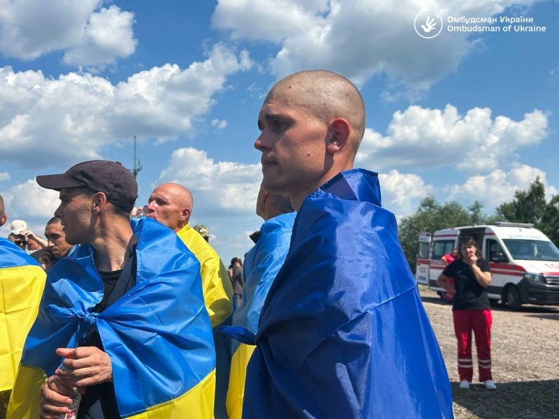 Україна повернула з російського полону 95 захисників 7 Україна повернула з російського полону 95 захисників