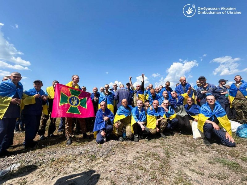 Україна повернула з російського полону 95 захисників 9 Україна повернула з російського полону 95 захисників