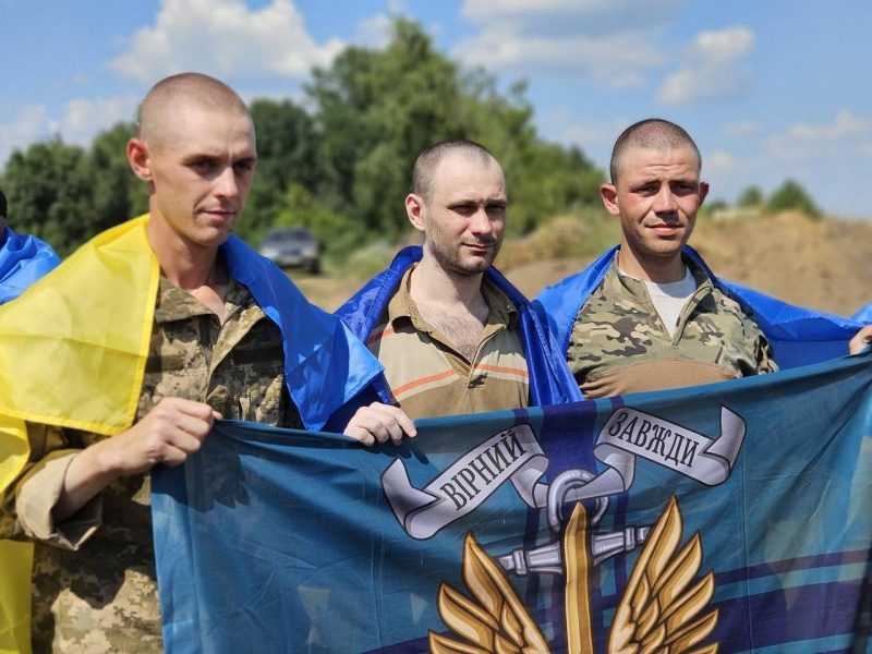 Україна повернула з російського полону 95 захисників 3 Україна повернула з російського полону 95 захисників