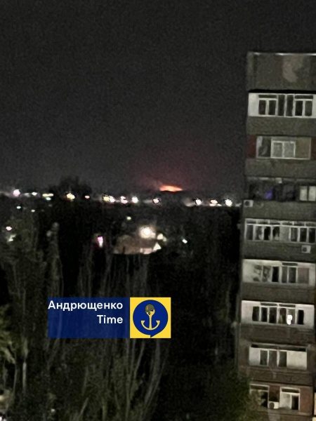 В окупованому Маріуполі пролунали вибухи. Місто частково знеструмлене
