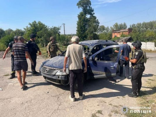 Из-под завалов в Казачьей Лопани спасли женщину, поисковые работы продолжаются 