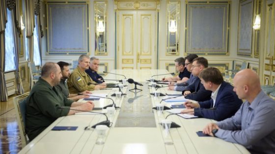 Министр обороны Литвы неожиданно приехал в Украину 1 ministr oborony litvy neozhidanno priehal v ukrainu e5cf3b5 scaled China Way