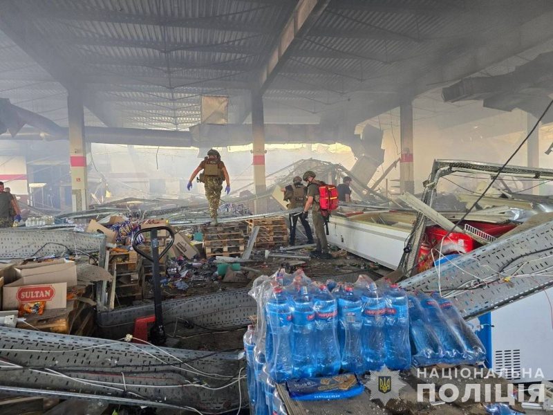 РФ вдарила ракетою Х-38 по ТЦ у Костянтинівці: все, що відомо про наслідки