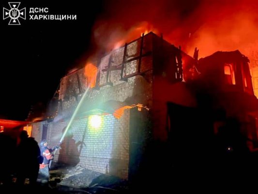 Россияне вечером и ночью обстреляли Купянщину: горели дома, есть пострадавшие  