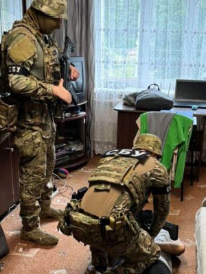 Следили за расположением ВСУ и готовили ракетные удары: СБУ разоблачила агентов ФСБ в 6 областях 