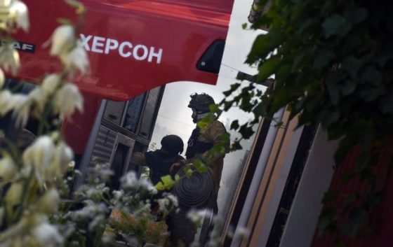 У Херсоні за день росіяни поранили 10 людей, серед них підліток 5 u hersoni za den rosijani poranili 10 ljudej sered nih pidlitok 49a012a scaled China Way