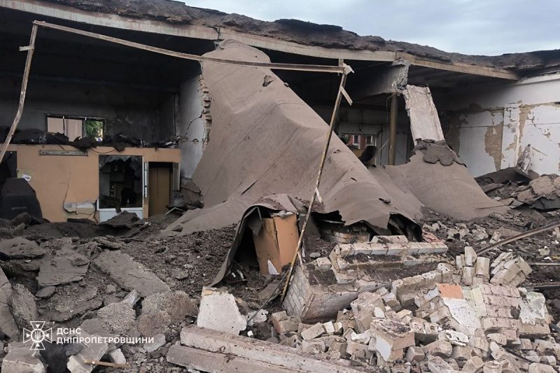 У Кривому Розі вже вісім постраждалих після атаки РФ, фото наслідків