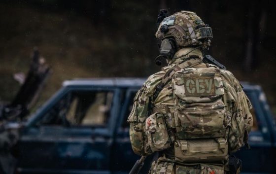 У Вінниці затримали іноземця, який готував підпали автомобілів ЗСУ за завданням ФСБ 11 u vinnici zatrimali inozemcja jakij gotuvav pidpali avtomobiliv zsu za zavdannjam fsb 8bbcedf scaled China Way
