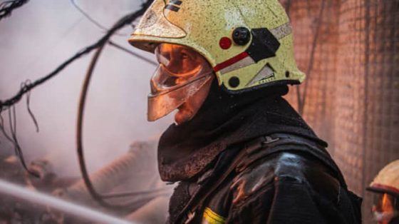 В Черкассах обломки дрона упали на территории предприятия, вспыхнул пожар – ОВА 5 v cherkassah oblomki drona upali na territorii predprijatija vspyhnul pozhar ova 9057d05 scaled China Way