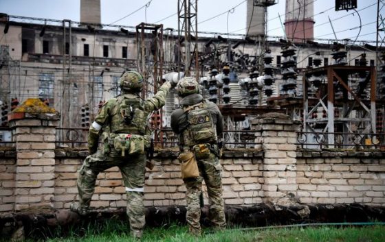 В Луганську через нестачу кадрів на завод беруть працювати школярів, - ОВА 4 v lugansku cherez nestachu kadriv na zavod berut pracjuvati shkoljariv ova 344be33 scaled China Way
