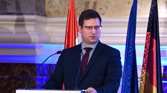 v pravitelstve vengrii hotjat ot ukrainy prekrashhenija ognja na kurshhine c687b2b scaled China Way