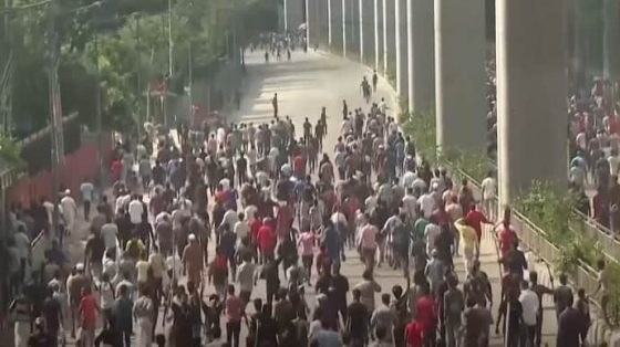 vo vremja protestov v bangladesh pogiblo okolo 100 chelovek smi b38102b scaled China Way