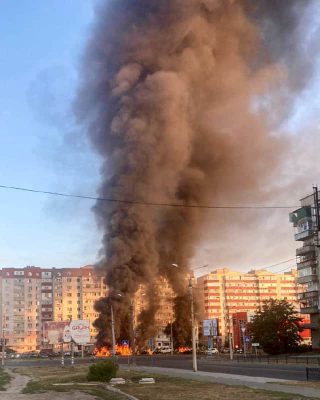Выбиты окна, горят автомобили &ndash; МВА о прилете в Сумах 