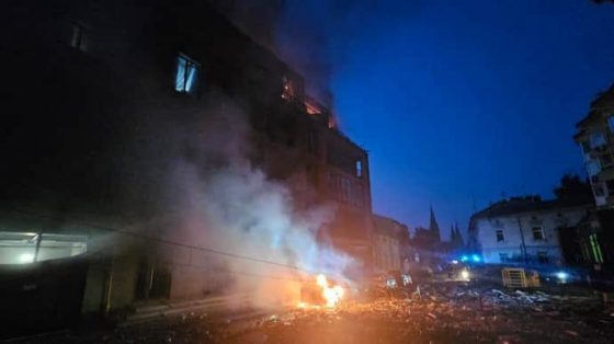 raketnyj udar vo lvove gorjat zhilye doma povrezhdeny dve shkoly mnogo vybityh okon 15cf98e scaled China Way