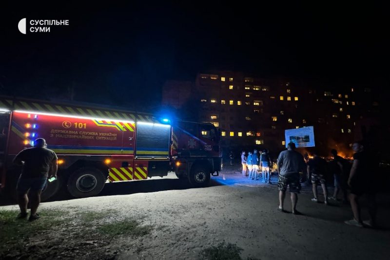 Росіяни ударили по приміщенню закладу освіти у Сумах, - ОВА 4 Росіяни ударили по приміщенню закладу освіти у Сумах, - ОВА