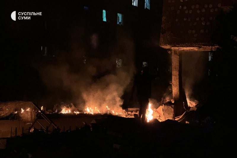 Росіяни ударили по приміщенню закладу освіти у Сумах, - ОВА 2 Росіяни ударили по приміщенню закладу освіти у Сумах, - ОВА