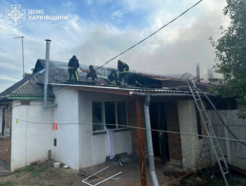 У Дергачах постраждало 13 людей, ворог обстріляв місто з РСЗВ, - Харківська ОВА