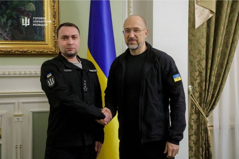 Буданов отримав відзнаку за внесок воєнної розвідки у боротьбі з окупантами 2 Буданов отримав відзнаку за внесок воєнної розвідки у боротьбі з окупантами