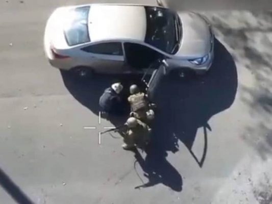 Оккупанты, вероятно, расстреляли авто и убили гражданских в Селидово &ndash; прокуратура 