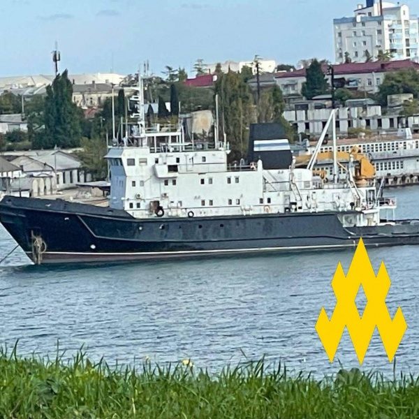 Партизани помітили останні російські військові судна в Стрілецькій бухті Севастополя (фото)