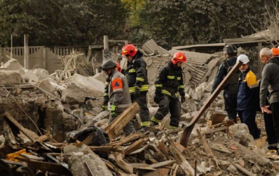 У Дніпрі зросла кількість загиблих після нічної атаки РФ 3 u dnipri zrosla kilkist zagiblih pislja nichnoyi ataki rf e724137 scaled China Way