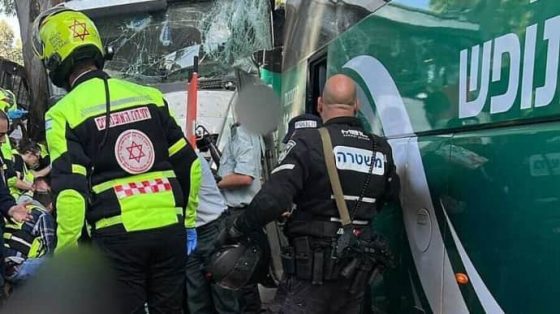 Возле Тель-Авива грузовик въехал в толпу, десятки раненых 1 vozle tel aviva gruzovik vehal v tolpu desjatki ranenyh 442a1fa scaled China Way