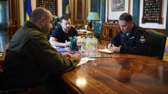 Зеленский провел совещания с военным руководством о ситуации на фронте и намерениях РФ 1 zelenskij provel soveshhanija s voennym rukovodstvom o situacii na fronte i namerenijah rf dc2360b scaled China Way