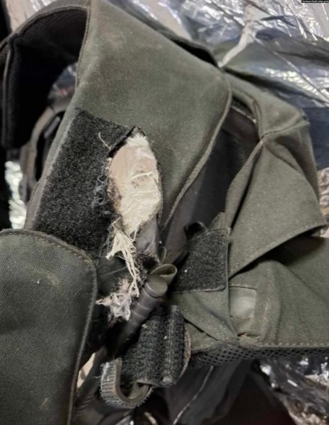 Журналісти Радіо Свобода потрапили під ворожий обстріл на Бахмутському напрямку 2 Журналісти Радіо Свобода потрапили під ворожий обстріл на Бахмутському напрямку