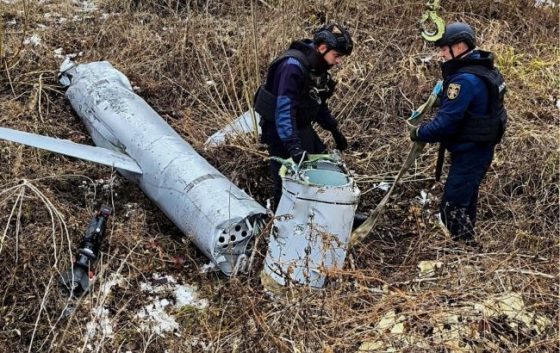 u kiyevi saperi viluchili ulamki rosijskoyi raketi h 55 foto 1bf3846 scaled China Way