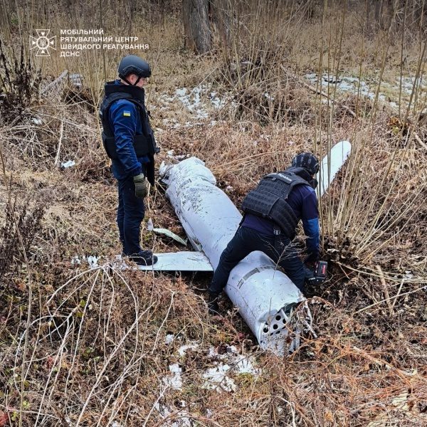 У Києві сапери вилучили уламки російської ракети Х-55 (фото)