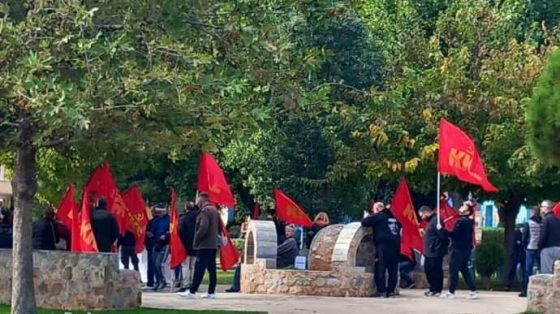 В Греции неизвестные с коммунистическими флагами напали на акцию украинцев 1 v grecii neizvestnye s kommunisticheskimi flagami napali na akciju ukraincev d5e7a98 scaled China Way