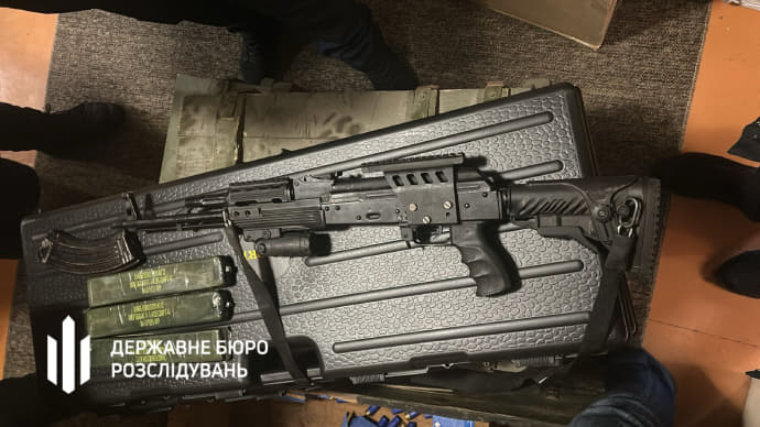 Арестован замкомбрига, которого ГБР подозревает в поборах с подчиненных 4 Арестован замкомбрига, которого ГБР подозревает в поборах с подчиненных
